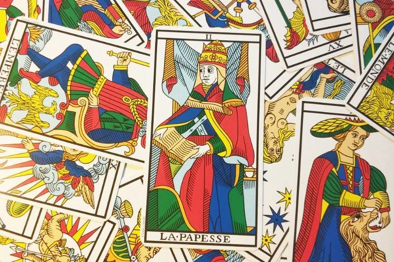 Cartas de tarot preparadas para una tirada - Amazonita Shop